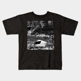 The abandonned rowboat Kids T-Shirt